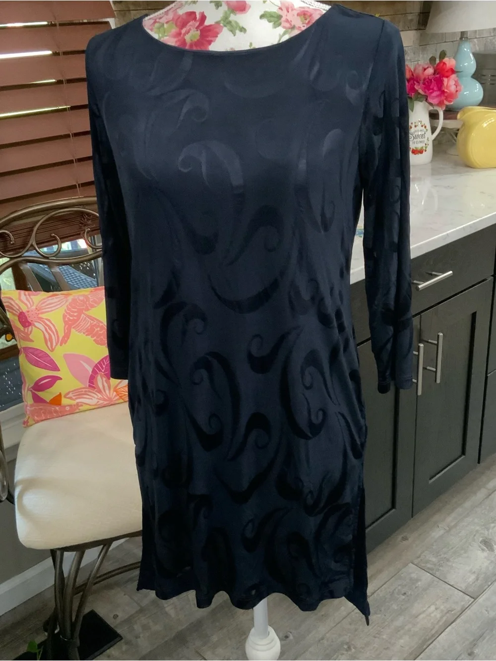 Chico’s Liquid Knit 3/4 Sleeve Tunic Top Black Size Small 4/6 Stretch Side Slit